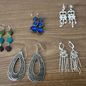 Lot of earings -